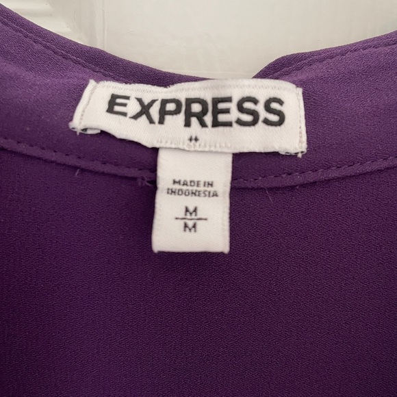 Express Women’s Portofino Shirt - Purple Longsleeve Button-Up Size Medium - Picture 3 of 3